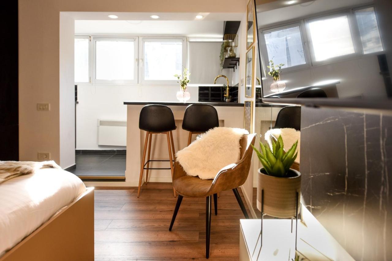 Calea Victoriei Modern Studio - Escape In The City Center Bukarest Exteriör bild