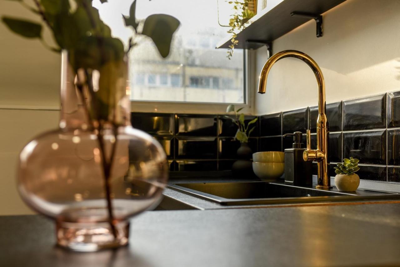 Calea Victoriei Modern Studio - Escape In The City Center Bukarest Exteriör bild