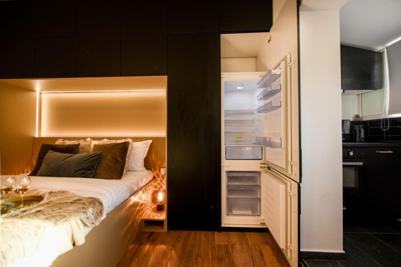 Calea Victoriei Modern Studio - Escape In The City Center Bukarest Exteriör bild