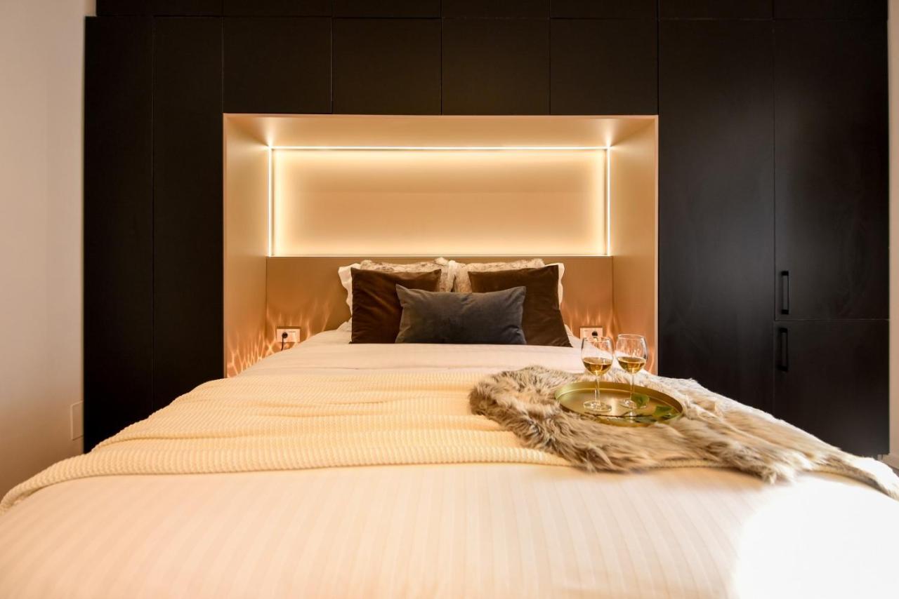 Calea Victoriei Modern Studio - Escape In The City Center Bukarest Exteriör bild