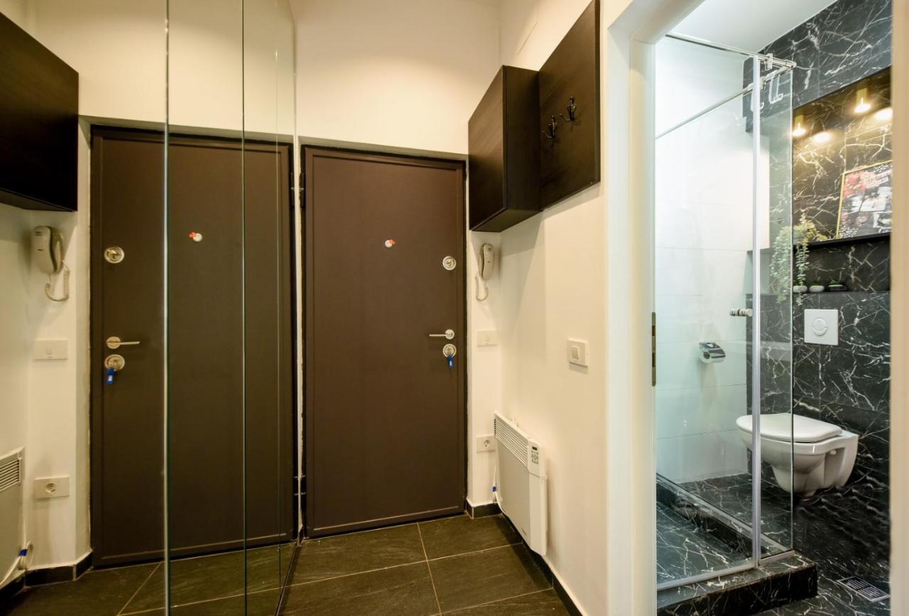 Calea Victoriei Modern Studio - Escape In The City Center Bukarest Exteriör bild